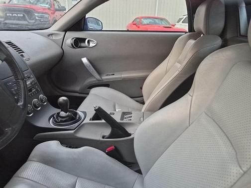 2004 Nissan 350Z Touring