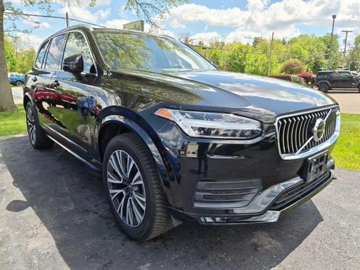 Black 2020 Volvo XC90 T6 Momentum 7 Passenger