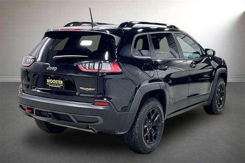 2022 Jeep Cherokee Trailhawk