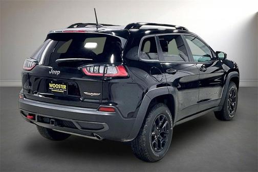 2022 Jeep Cherokee Trailhawk