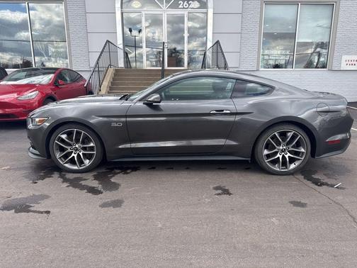 2017 Ford Mustang GT Premium