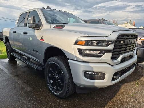 Silver Zynith 2026 RAM 3500 Big Horn
