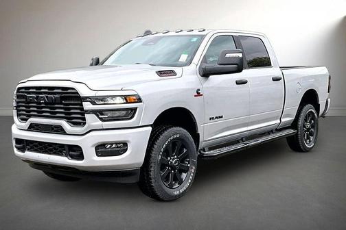 Silver Zynith 2026 RAM 3500 Big Horn