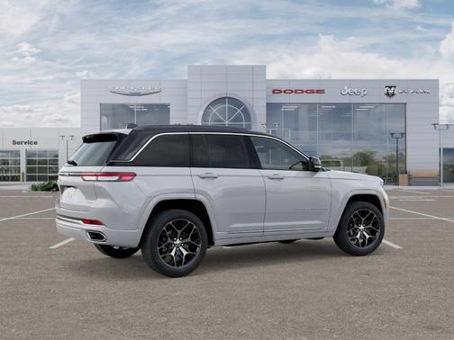 2025 Jeep Grand Cherokee Summit