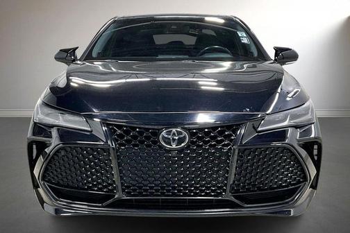 Black 2022 Toyota Avalon Touring