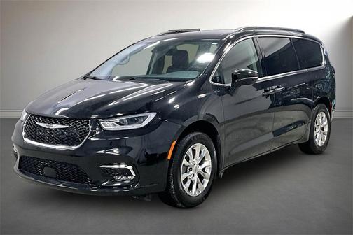 2022 Chrysler Pacifica Touring-L