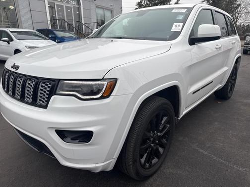 2022 Jeep Grand Cherokee WK Laredo