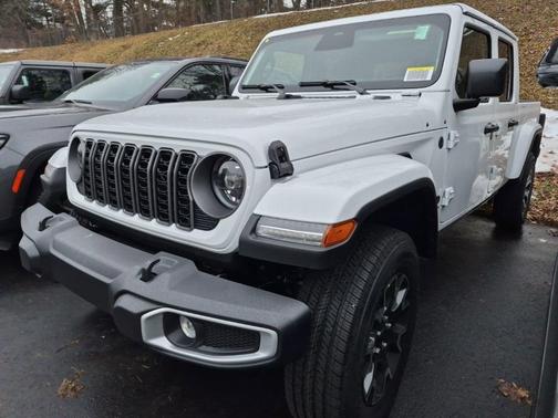 2026 Jeep Gladiator Sport