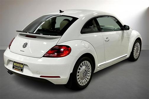 2016 Volkswagen Beetle 1.8T SE