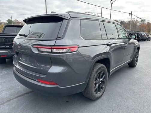 2024 Jeep Grand Cherokee L Laredo