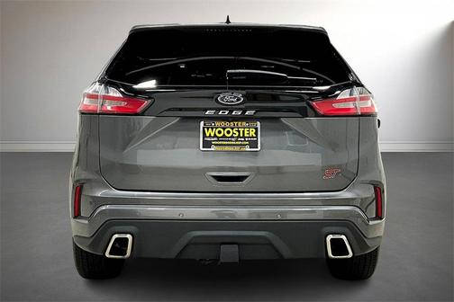 2022 Ford Edge ST