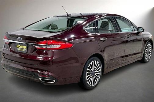 2017 Ford Fusion SE