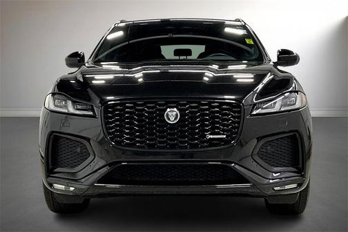 2024 Jaguar F-PACE P250 R-Dynamic S