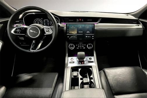 2024 Jaguar F-PACE P250 R-Dynamic S
