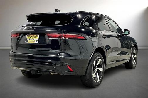 2024 Jaguar F-PACE P250 R-Dynamic S