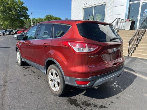 Sunset 2015 Ford Escape SE