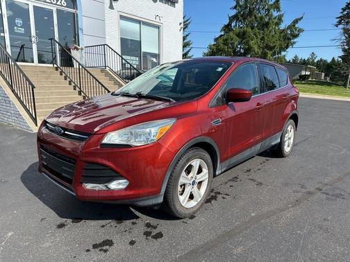 Sunset 2015 Ford Escape SE