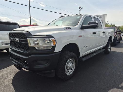 Bright White Clearcoat 2022 RAM 2500 Tradesman