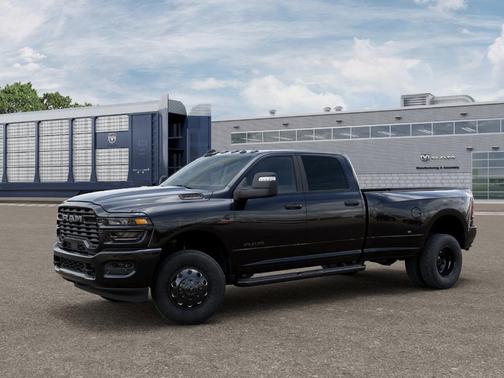 Diamond Black 2026 RAM 3500 Big Horn