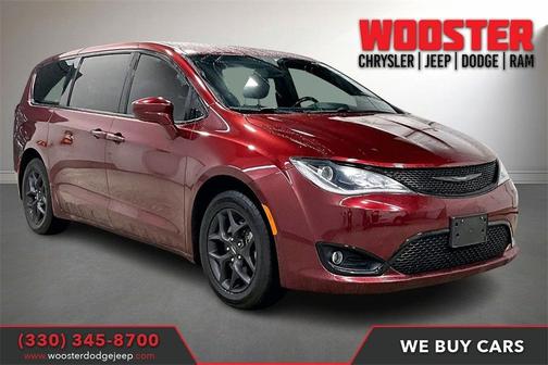 2020 Chrysler Pacifica Touring