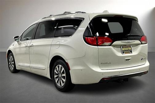 2020 Chrysler Pacifica Hybrid Limited