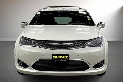 2020 Chrysler Pacifica Hybrid Limited