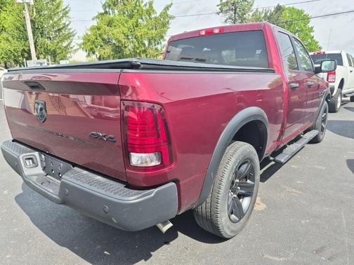 Delmonico Red Pearlcoat 2022 RAM 1500 Classic SLT