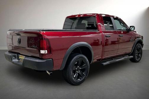 Delmonico Red Pearlcoat 2022 RAM 1500 Classic SLT