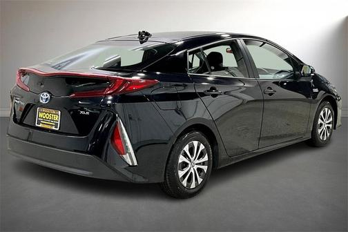 2022 Toyota Prius Prime LE