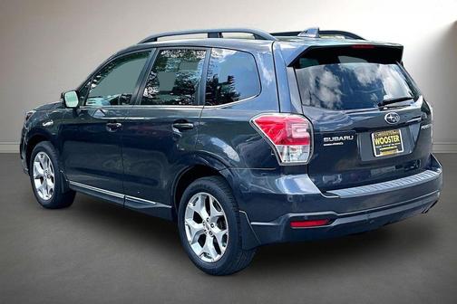 Dark Gray Metallic 2018 Subaru Forester 2.5i Touring
