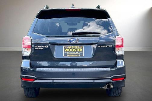 Dark Gray Metallic 2018 Subaru Forester 2.5i Touring