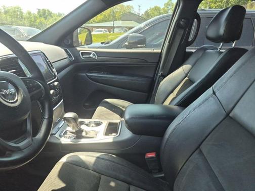 Diamond Black 2020 Jeep Grand Cherokee Altitude