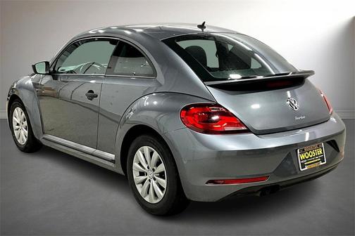 2018 Volkswagen Beetle 2.0T S