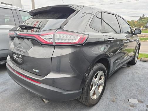 2018 Ford Edge SE