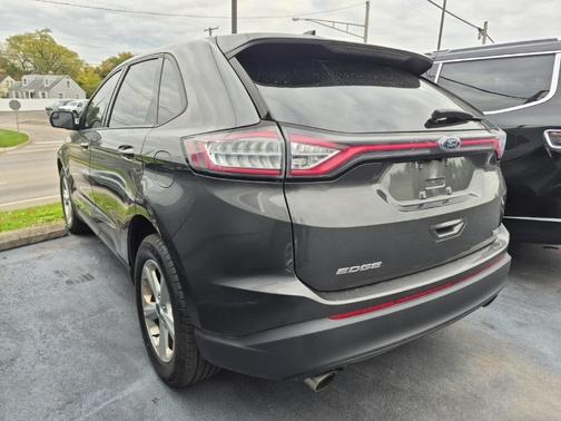2018 Ford Edge SE