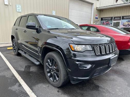 Diamond Black 2020 Jeep Grand Cherokee Altitude