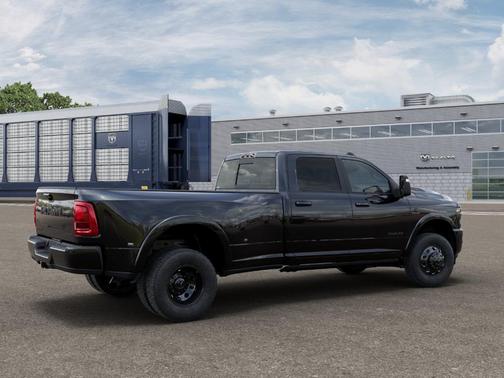 2026 RAM 3500 Limited
