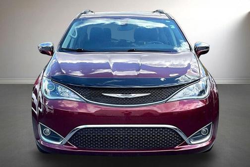 Velvet Red Pearlcoat 2020 Chrysler Pacifica Limited