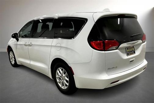 2017 Chrysler Pacifica LX