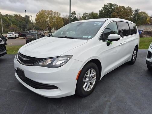 2017 Chrysler Pacifica LX