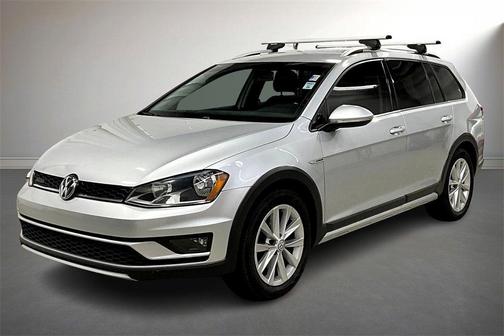 2017 Volkswagen Golf Alltrack TSI S