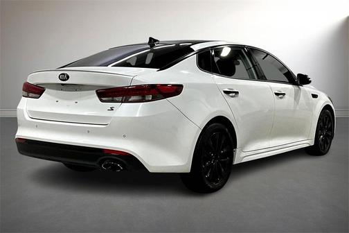 2018 Kia Optima S