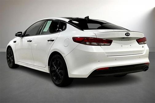 2018 Kia Optima S