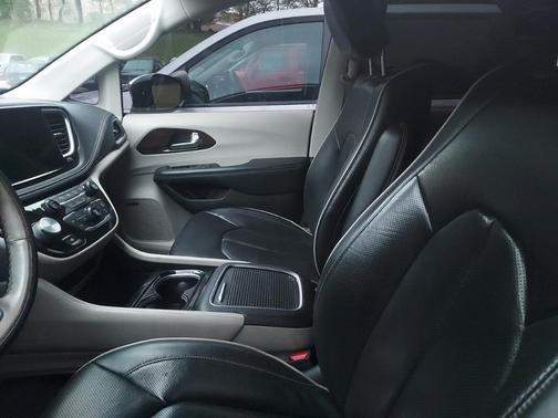 2021 Chrysler Pacifica Limited