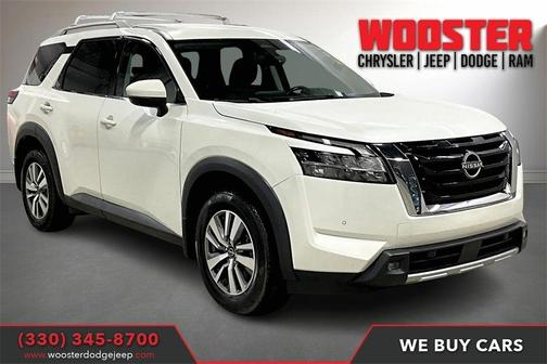2022 Nissan Pathfinder SL
