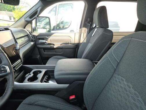 Granite Crystal Clearcoat Metallic 2026 RAM 3500 Big Horn