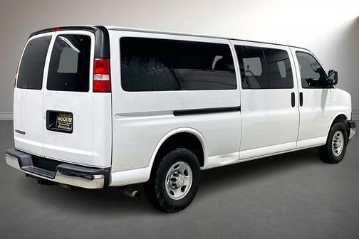 2020 Chevrolet Express 3500 LT