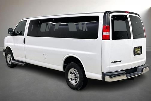 2020 Chevrolet Express 3500 LT