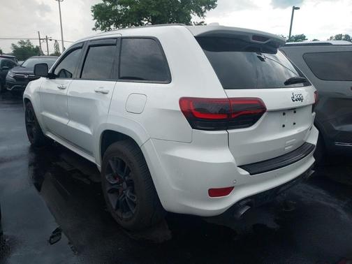 2016 Jeep Grand Cherokee SRT