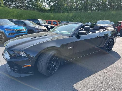 2014 Ford Mustang GT Premium